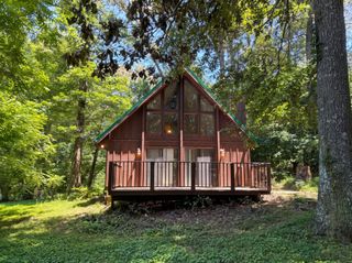 240 Shawna Ln, Hillsboro, TN 37342