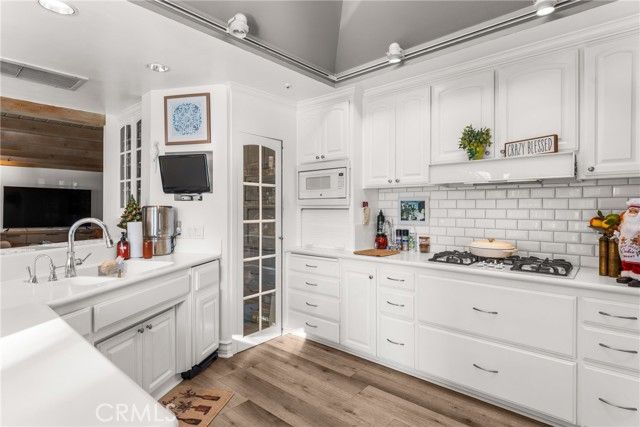 1426 E Puente, Covina, CA 91724