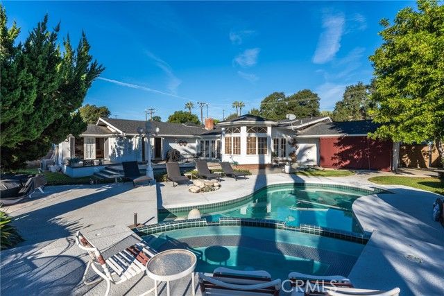 1426 E Puente, Covina, CA 91724