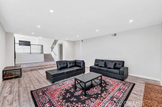 19653 Valdez Drive, Tarzana (los Angeles), CA 91356