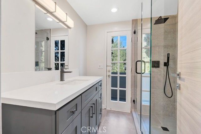 19653 Valdez Drive, Tarzana (los Angeles), CA 91356