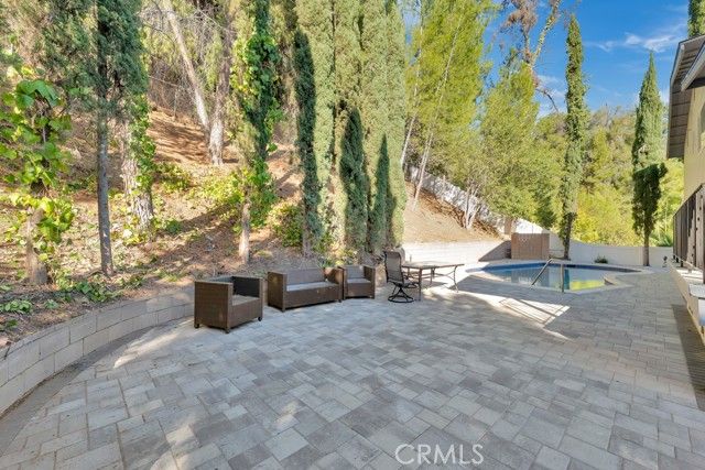 19653 Valdez Drive, Tarzana (los Angeles), CA 91356