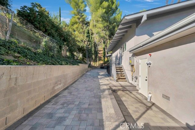 19653 Valdez Drive, Tarzana (los Angeles), CA 91356