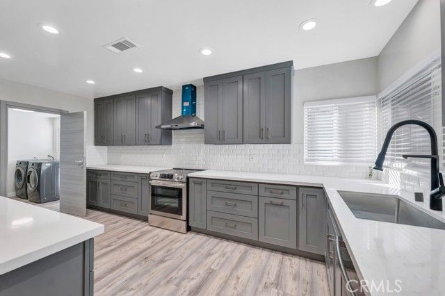 19653 Valdez Drive, Tarzana (los Angeles), CA 91356