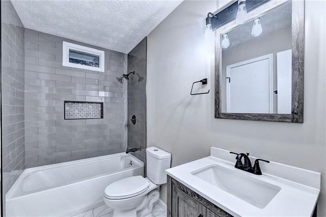 3372 Cottonwood Lane, Snellville, GA 30078