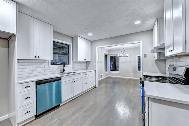 3372 Cottonwood Lane, Snellville, GA 30078
