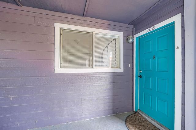 1840 Burton DR 208, Austin, TX 78741