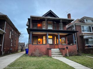 2457 LOTHROP Street, Detroit, MI 48206