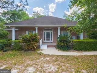 545 Cody Drive, Jesup, GA 31545