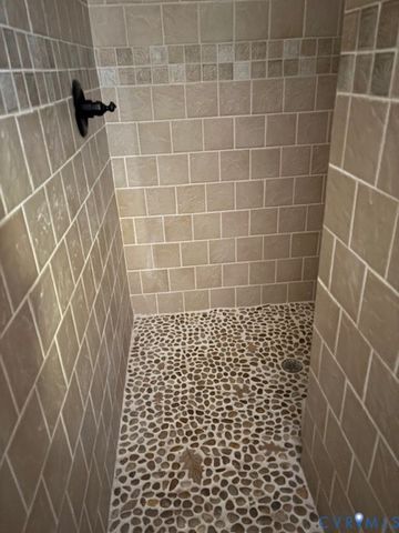 115 S Market St, Petersburg, VA 23803