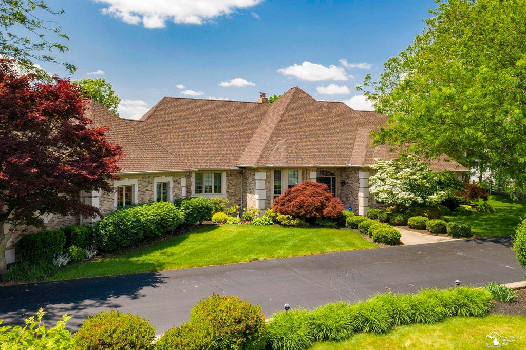 1573 W Erie Road, Bedford Twp, MI 48182