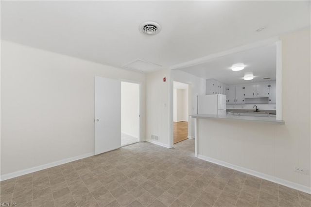 51 Longwood DR, Hampton, VA 23669