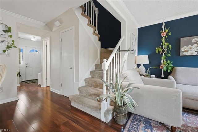 4705 Glencoe LN, Virginia Beach, VA 23464