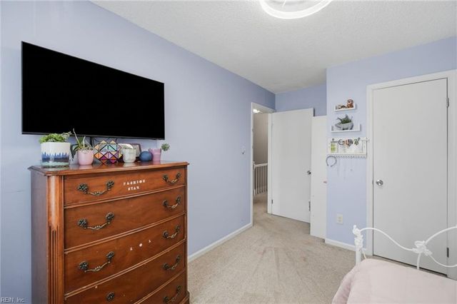4705 Glencoe LN, Virginia Beach, VA 23464