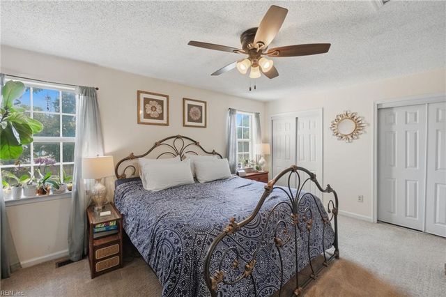 4705 Glencoe LN, Virginia Beach, VA 23464