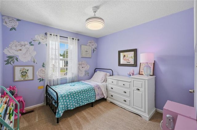 4705 Glencoe LN, Virginia Beach, VA 23464