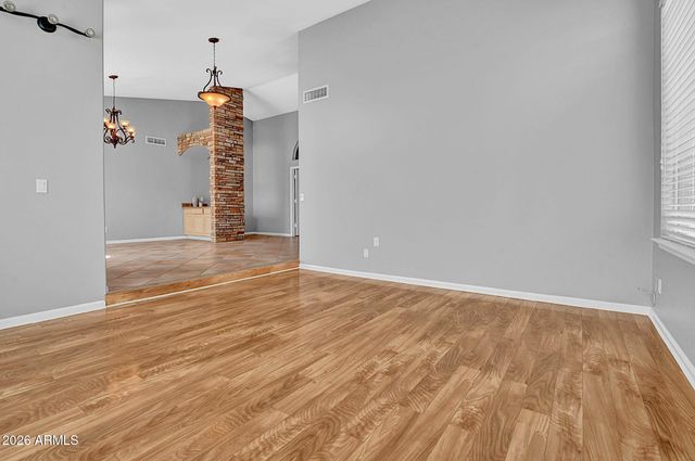 1620 W HACKBERRY Drive, Chandler, AZ 85248