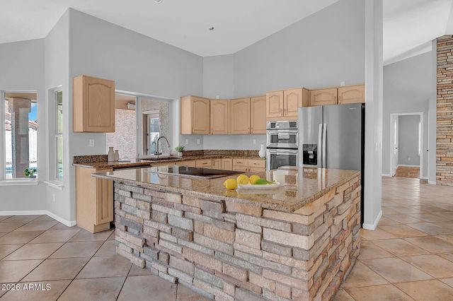 1620 W HACKBERRY Drive, Chandler, AZ 85248