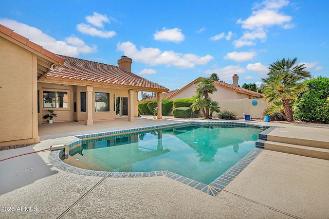 1620 W HACKBERRY Drive, Chandler, AZ 85248