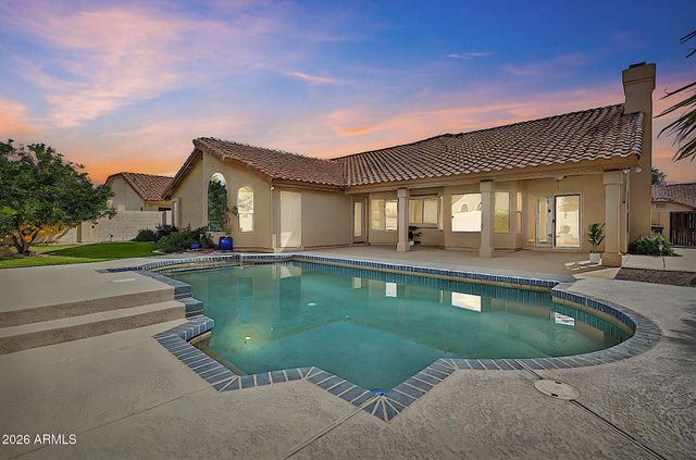 1620 W HACKBERRY Drive, Chandler, AZ 85248