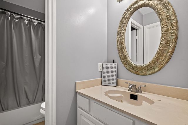 9707 Richmond Avenue 118, Houston, TX 77042