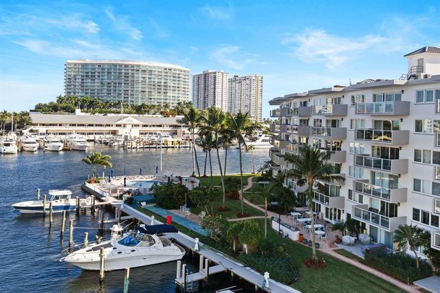 140 NE 28th Avenue 406, Pompano Beach, FL 33062