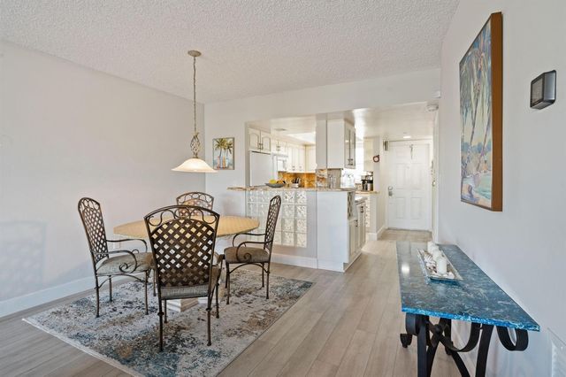 140 NE 28th Avenue 406, Pompano Beach, FL 33062