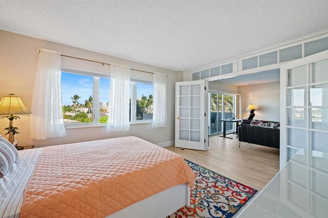 140 NE 28th Avenue 406, Pompano Beach, FL 33062