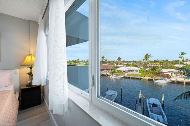 140 NE 28th Avenue 406, Pompano Beach, FL 33062