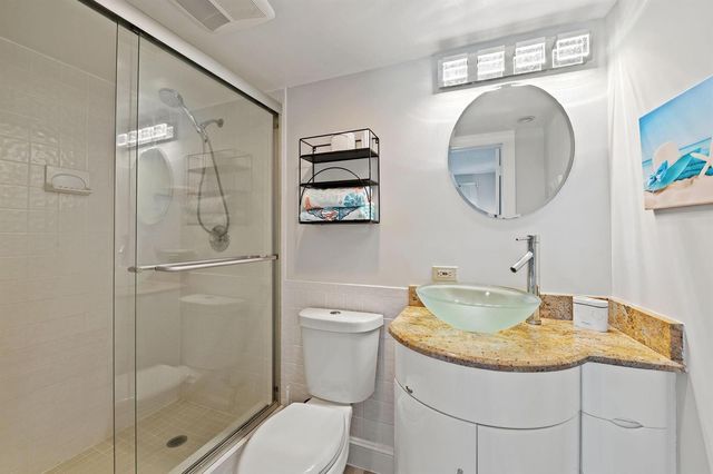 140 NE 28th Avenue 406, Pompano Beach, FL 33062