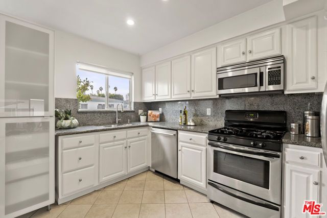 1447 Stanford Street C, Santa Monica, CA 90404