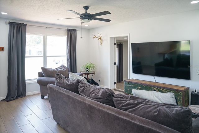 6552 S WEST SHORE CIRCLE, Tampa, FL 33616