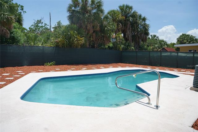 6552 S WEST SHORE CIRCLE, Tampa, FL 33616