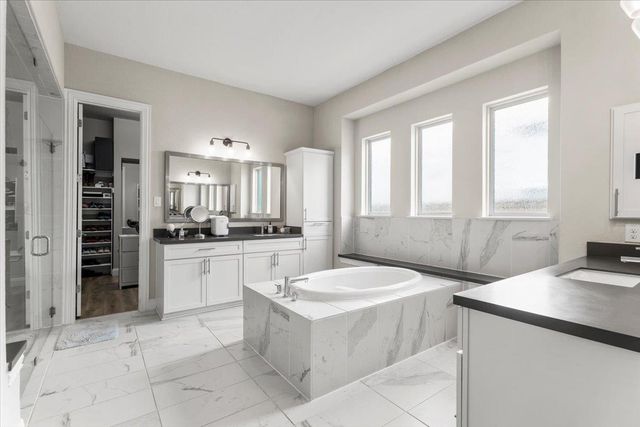 1504 Saddlespur LN, Leander, TX 78641