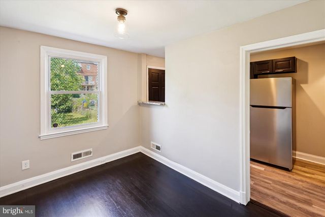 3913 KENYON AVE, Baltimore, MD 21213