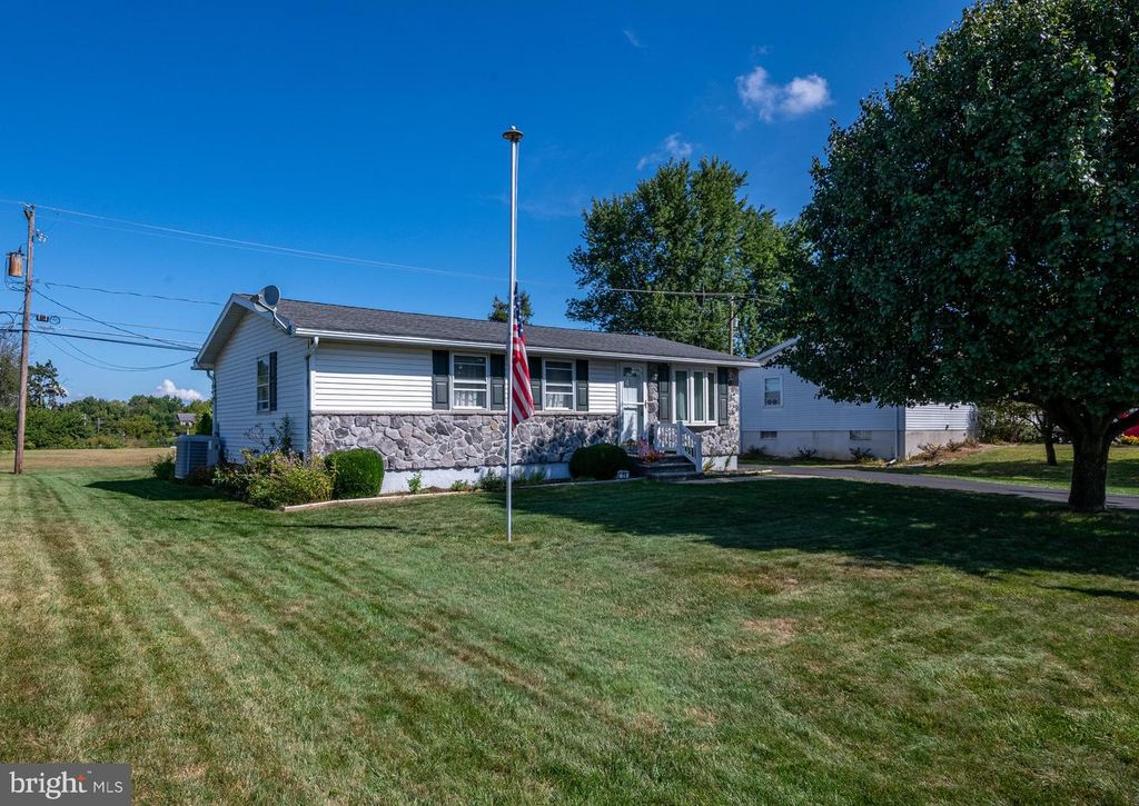 29 MAYWOOD AVE, Reading, PA 19608