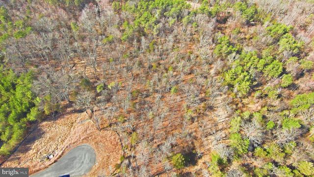 7030 JAY CT, Centreville, VA 20121