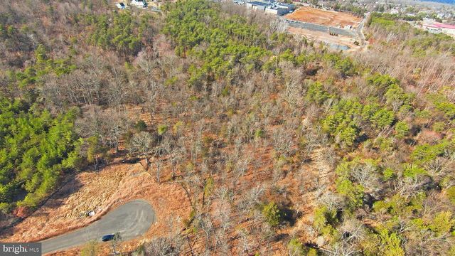 7030 JAY CT, Centreville, VA 20121