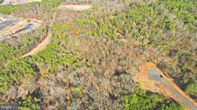 7030 JAY CT, Centreville, VA 20121