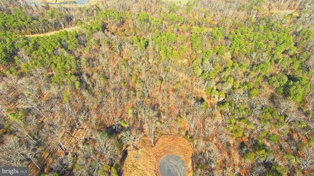 7030 JAY CT, Centreville, VA 20121