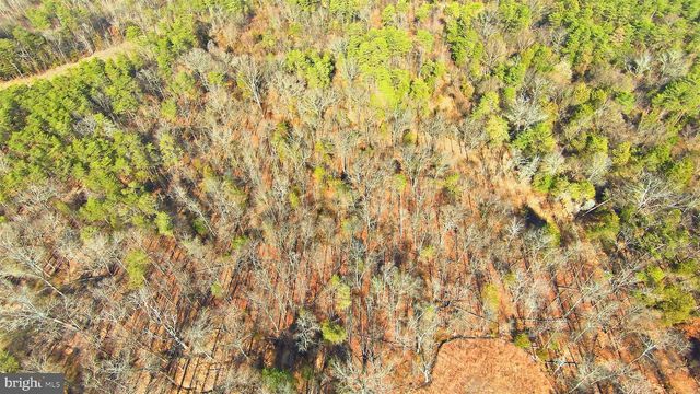 7030 JAY CT, Centreville, VA 20121