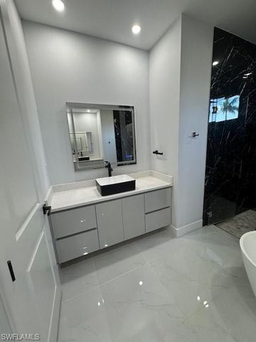 1920 SW 2nd TER, Cape Coral, FL 33991