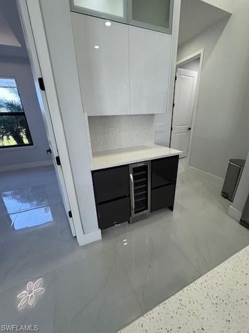 1920 SW 2nd TER, Cape Coral, FL 33991