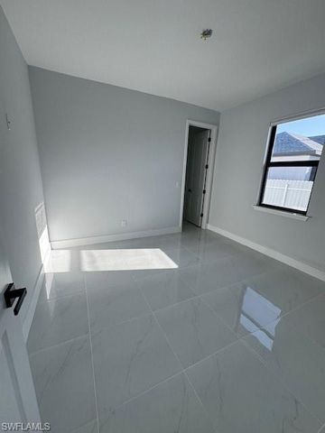 1920 SW 2nd TER, Cape Coral, FL 33991