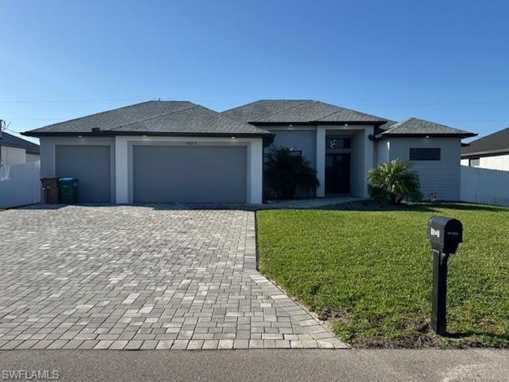 1920 SW 2nd TER, Cape Coral, FL 33991