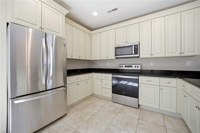 115 Wall ST, Portsmouth, VA 23702