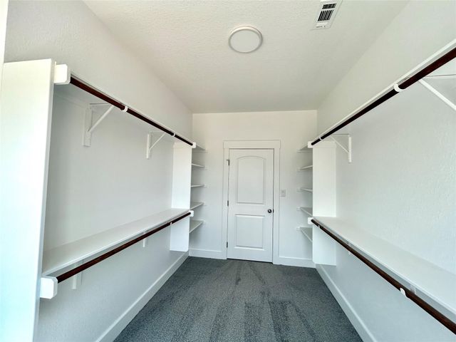 120 Kaelepulu DR, Bastrop, TX 78602