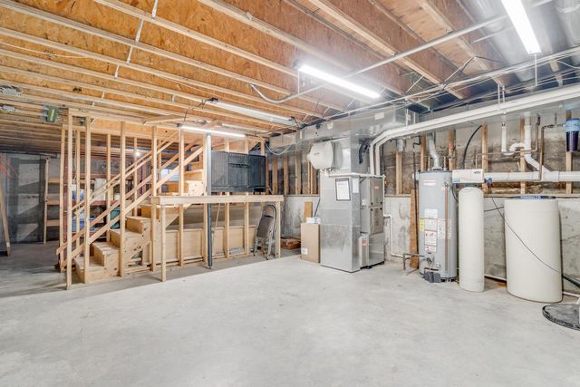 12021 254th AVENUE, Trevor, WI 53179