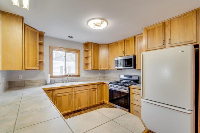 12021 254th AVENUE, Trevor, WI 53179