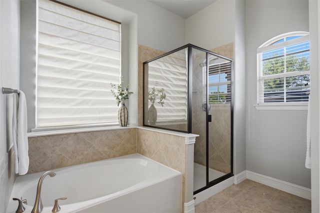5700 Waterford Lane, Mckinney, TX 75071
